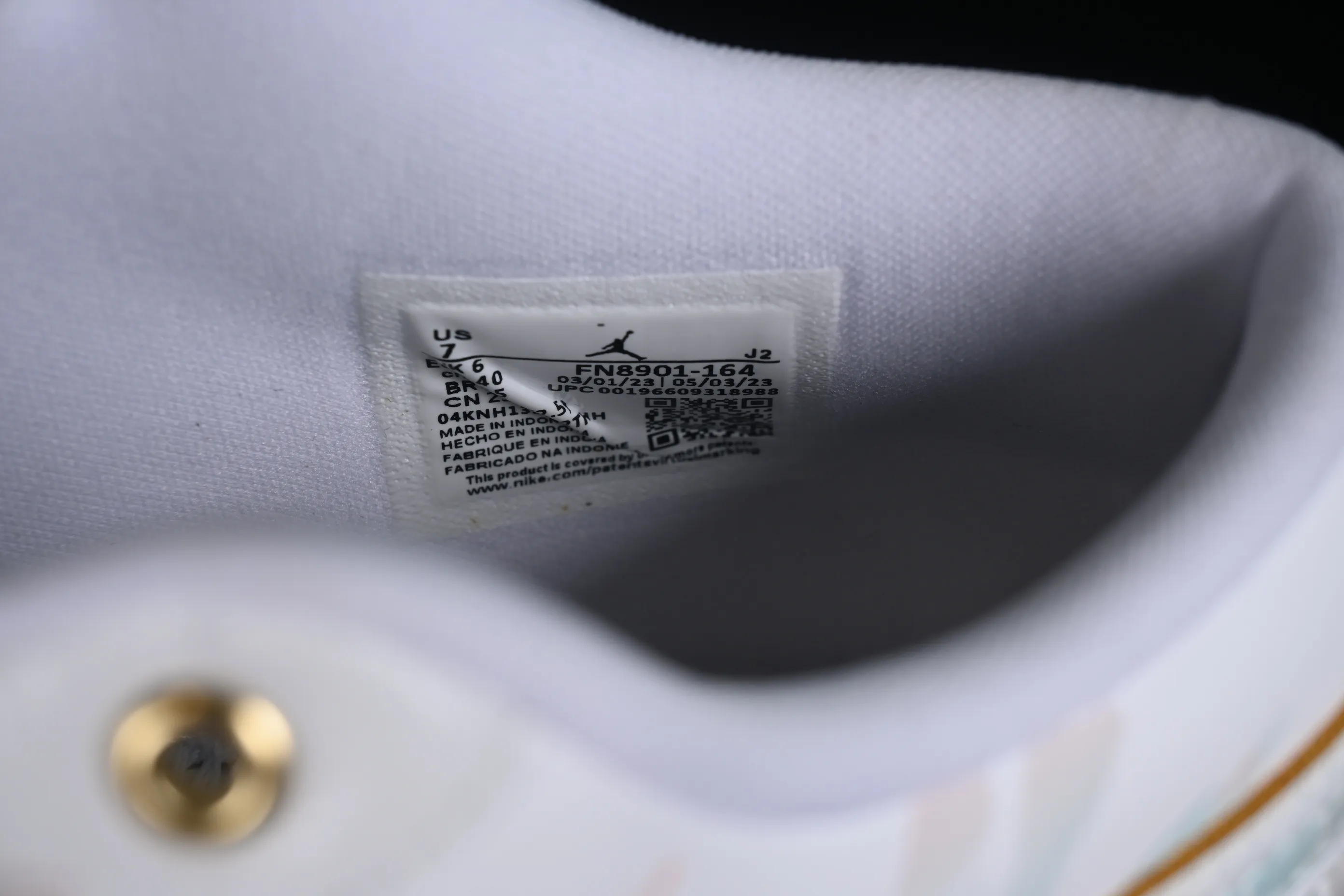 All Categories Air Jordan Jordan Series Basketball Shoes Air Jordan 1 Low Air Jordan 1 Low AJ1 Joe 1 Year of the Dragon Limited New Chinese Style Customization Steam Puppet-Third Prince Ao Bing Low State Cultural Casual Shoes FN8901-164